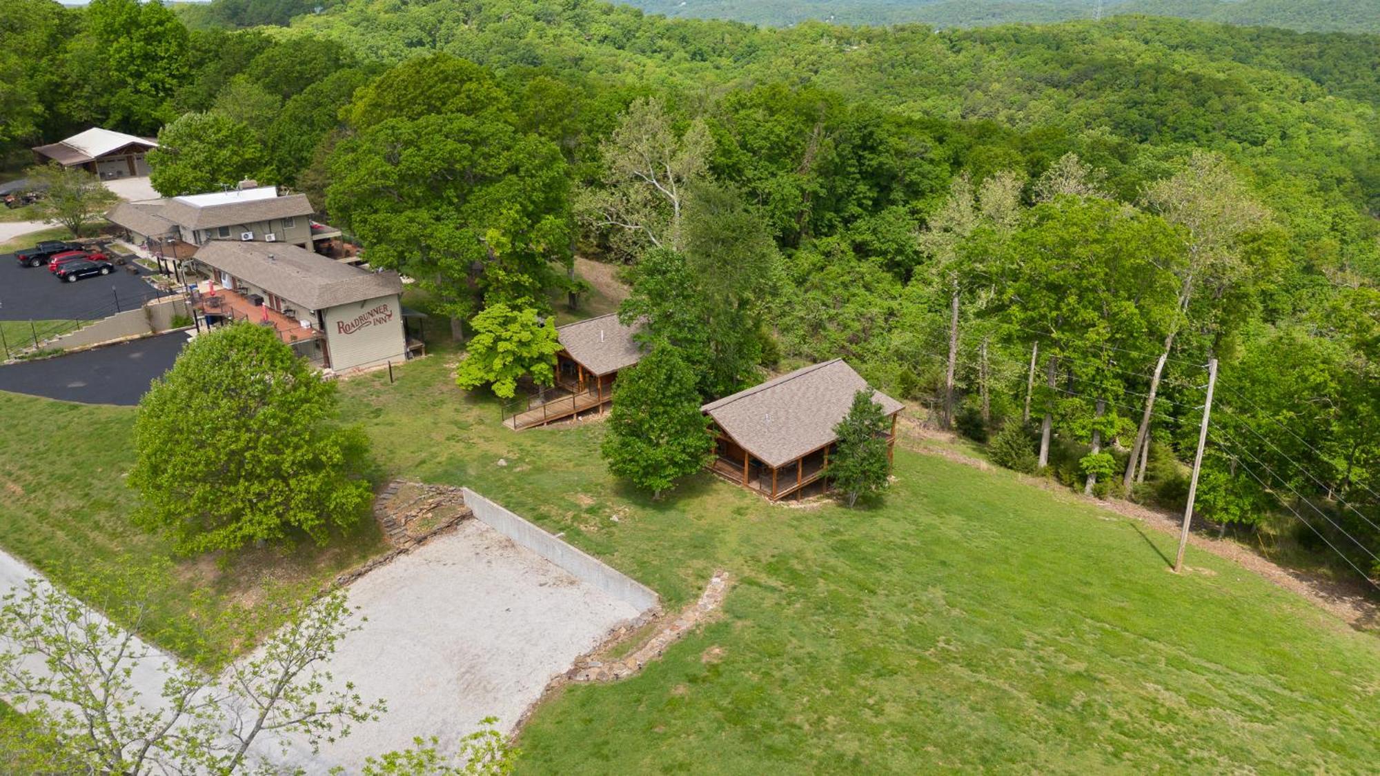 Roadrunner Inn And Log Cabins Eureka Springs Bagian luar foto